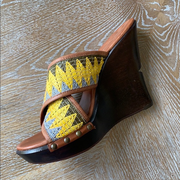 DIANE VON FURSTENBERG Woven Moore Crisscross Wedge 9.5 - Picture 5 of 13